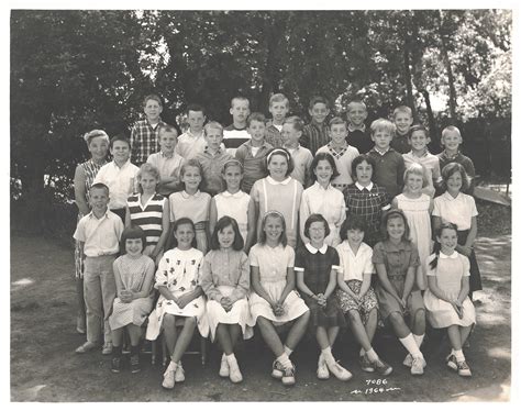 Ross School 4th grade class picture (1963 - 1964), Mrs. Alesio's class