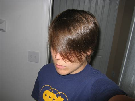 File:Emo hair.jpg - Wikimedia Commons