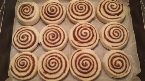 Cinnamon Rolls No Frosting Free Stock Photo - Public Domain Pictures