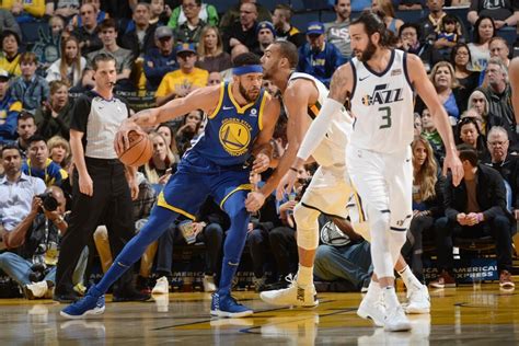 Photos: Warriors vs. Jazz - 3/25/18 Photo Gallery | NBA.com