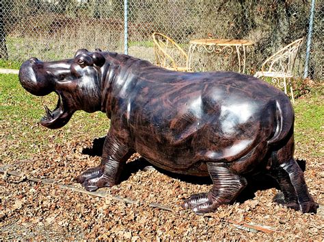 Hippo Statue Large - The Metal Zoo