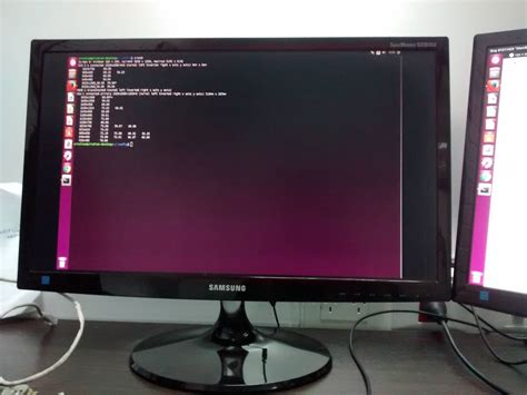 Dual monitor resolution is ok, but display is stretched in ubuntu 15.10 - Ask Ubuntu