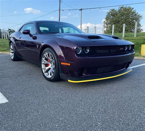 Hellraisin w/ Red Laguna interior anyone??? | SRT Hellcat Forum