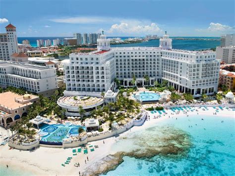 STSVacations ~ Riu Palace Las Americas