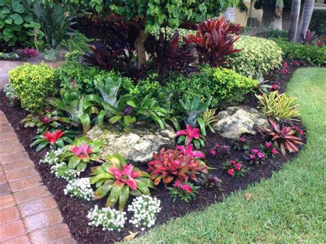 Garden Ideas Florida : Steal These Cheap And Easy Landscaping Ideas For ...