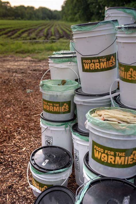 Making & Using Compost with Wormies, Blandford Nature Center, Grand Rapids, 22 April 2023