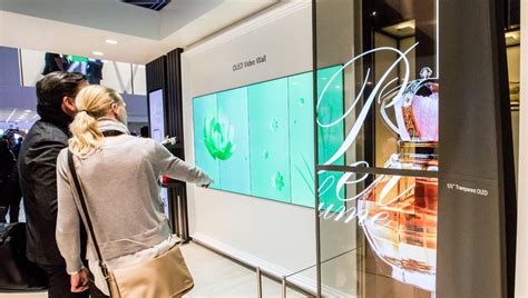 The future of displays: applications and content - Installation