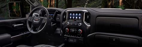 Interior Features | 2020 Sierra AT4 2500HD & 3500HD | Truck