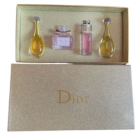 Miss Dior Miniature Gift Set 5ML X 4 - Swiss Yarn