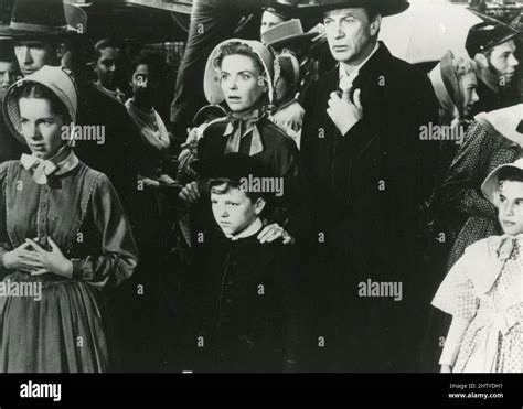 American actor Gary Cooper, actress Dorothy McGuire, Anthony Perkins ...