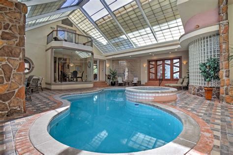 Event-Friendly Cincinnati Home w/Pool, Spa & Bar! - UPDATED 2020 - Holiday Rental in Cincinnati ...