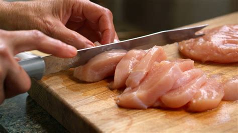 Salmonella outbreak linked to kosher chicken sickens 17, kills 1, CDC ...