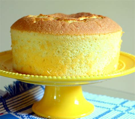 Lemon Chiffon Cake: A Simple, Light and Fluffy Recipe | Craftsy