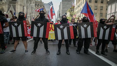 How a Change of Color for the Puerto Rican Flag Became a Symbol of Resistance – Mother Jones