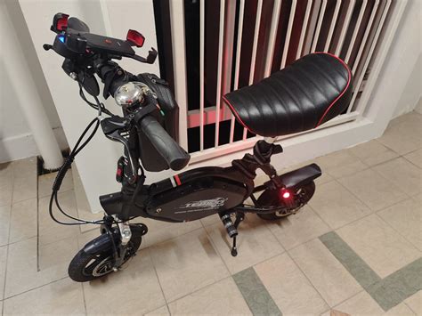 TEMPO V3 PLUS Electric scooter, Sports Equipment, PMDs, E-Scooters & E-Bikes, E-Scooters & E ...