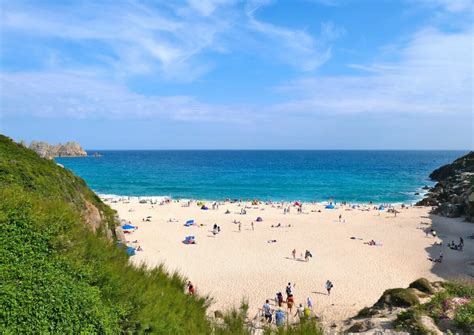 Porthcurno Beach in Cornwall, England – Butter.and.fly