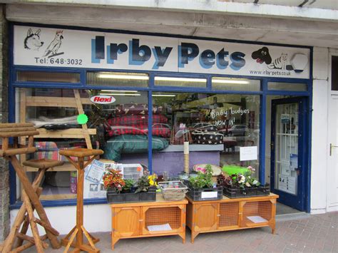 File:Pet shop, Irby - IMG 0882.JPG - Wikimedia Commons