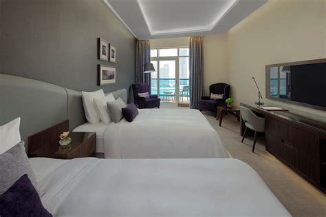 Radisson Blu Hotel, Dubai Waterfront Rooms: Pictures & Reviews ...