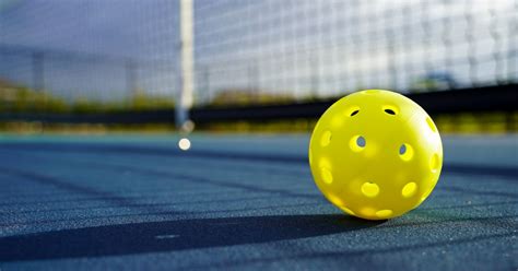 The 9 Best Pickleball Balls (Indoor + Outdoor) | Pickleball Union