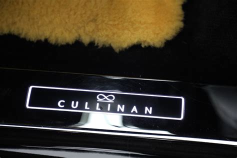 Pre-Owned 2020 Rolls-Royce Cullinan Black Badge For Sale () | Miller Motorcars Stock #8341