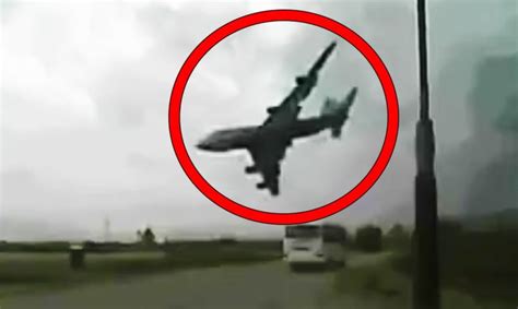 5 Terrifying Plane Crashes Caught on Camera