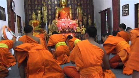 Monks Chanting, Luang Prabang, Laos - YouTube