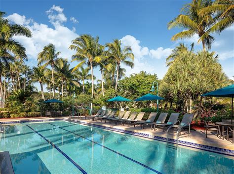 15 of the Best Hotels in Florida With a Lazy River - The Family ...