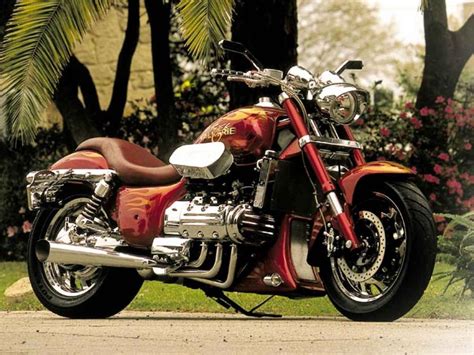 Honda Valkyrie Custom - reviews, prices, ratings with various photos