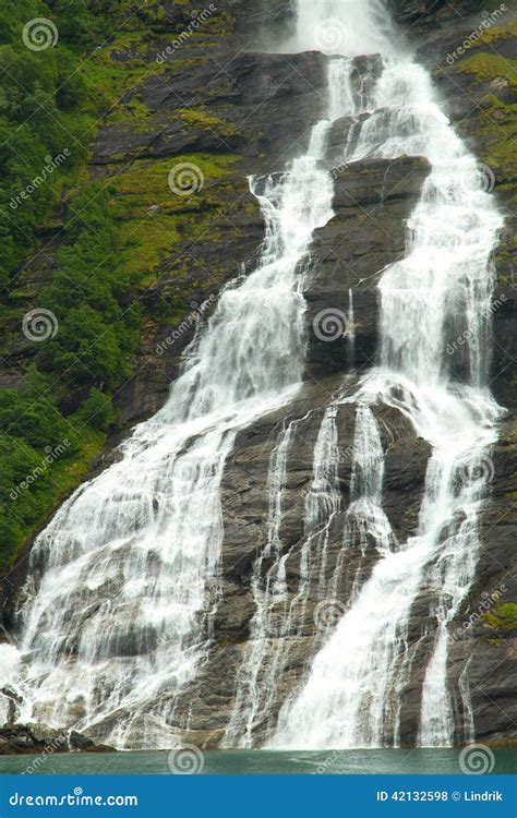 Seven Sisters Falls stock photo. Image of break, flam - 42132598