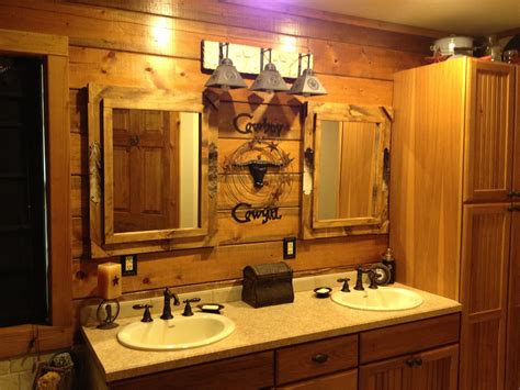 Western Bathroom Decor : 31+ Impressive DIY Rustic Farmhouse Bathroom ...