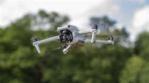 DJI Air 3 Review - Camera Jabber