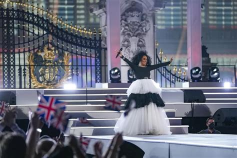 Inside Queen Elizabeth's star-studded Platinum Jubilee concert