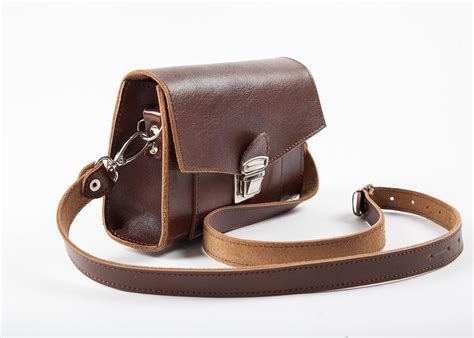 Leather waist bag | Leather Skivers Hides