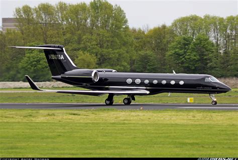 Gulfstream Aerospace G-V-SP Gulfstream G550 - Under Armour | Aviation Photo #4365115 | Airliners.net