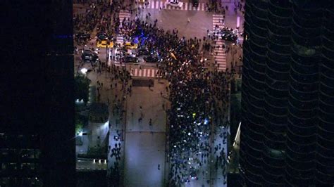 PHOTOS: Thousands of Trump protesters march in Chicago's Loop - ABC7 ...