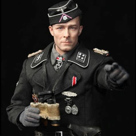 DID Scale 1:6 WWII German SS Tank Commander Joachim Peiper Standartenfuhrer, Hobbies & Toys ...