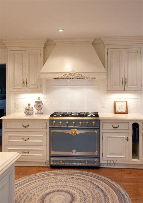 Go for Gold in the Kitchen - eRenovate