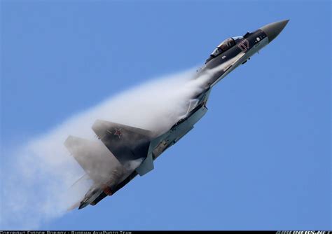 Sukhoi Su-35S "cobra" maneuver Sukhoi Su 30, Military News, Military Life, Fighter Aircraft ...