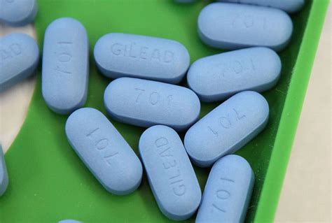 How a Blue Pill Is Stopping the Spread of HIV - Bloomberg