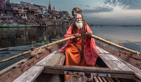 Varanasi Boat Booking: online boat booking in varanasi to visit ganga ...