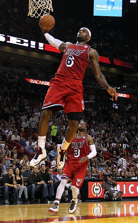 Lebron James Dunking Wallpapers - Wallpaper Cave