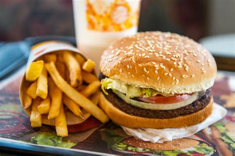 Burger King Uber Eats BOGO Whopper Deal: How to Get Two Sandwiches for ...