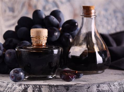 Aged Balsamic Vinegar—Choose the Best Quality - Shop We Olive