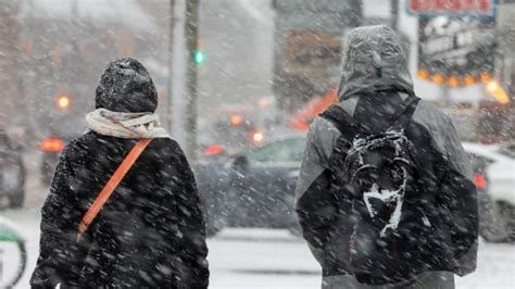 Heavy snow hits Toronto as winter storm disrupts travel, leading to ...