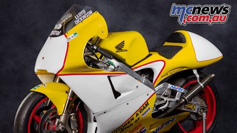 Honda NSR500V | Two-stroke 500 twin-cylinder GP racer | MCNews