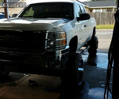 2012 Chevrolet Silverado 2500 Hd Moto Metal 962 Rough Country Suspension Lift 75in | Custom Offsets