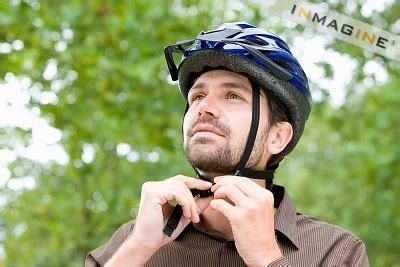 A Smart Approach to Bicycle Safety: A New York County Makes Helmets Mandatory for All Ages | New ...