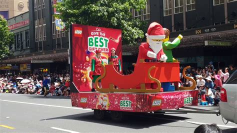 Part 6/7 - 2018 Santa Claus Parade, Auckland, New Zealand | Christmas ...