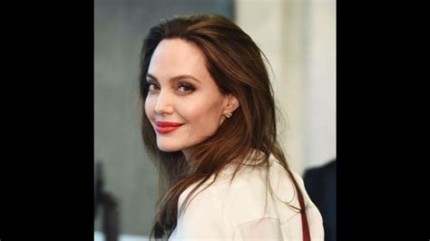 Take These Fitness And Diet Tips From Angelina Jolie | IWMBuzz