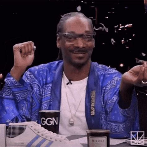 Snoop Dogg Who Gif Snoop Dogg Cool Gif Snoopdogg Cool Dance Images